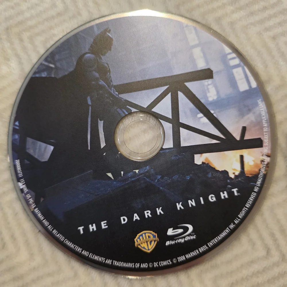 📽3 for $10 movies📽 The Dark Knight Blu-ray Disc Set - Picture 2 of 4